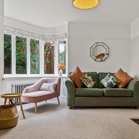 Pass The Keys Appletree Cottage - A Chic Seaside Home And Garden Whitstable Eksteriør billede