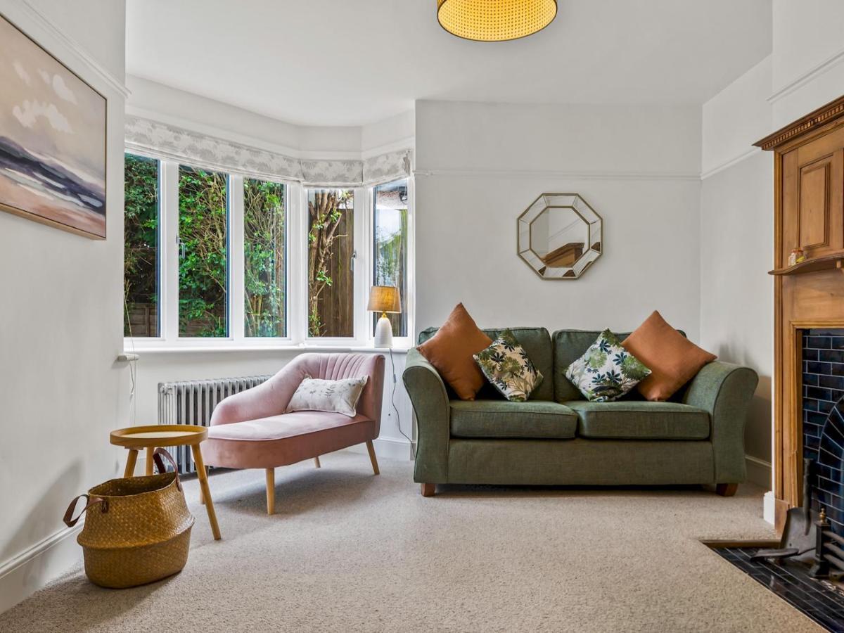 Pass The Keys Appletree Cottage - A Chic Seaside Home And Garden Whitstable Eksteriør billede