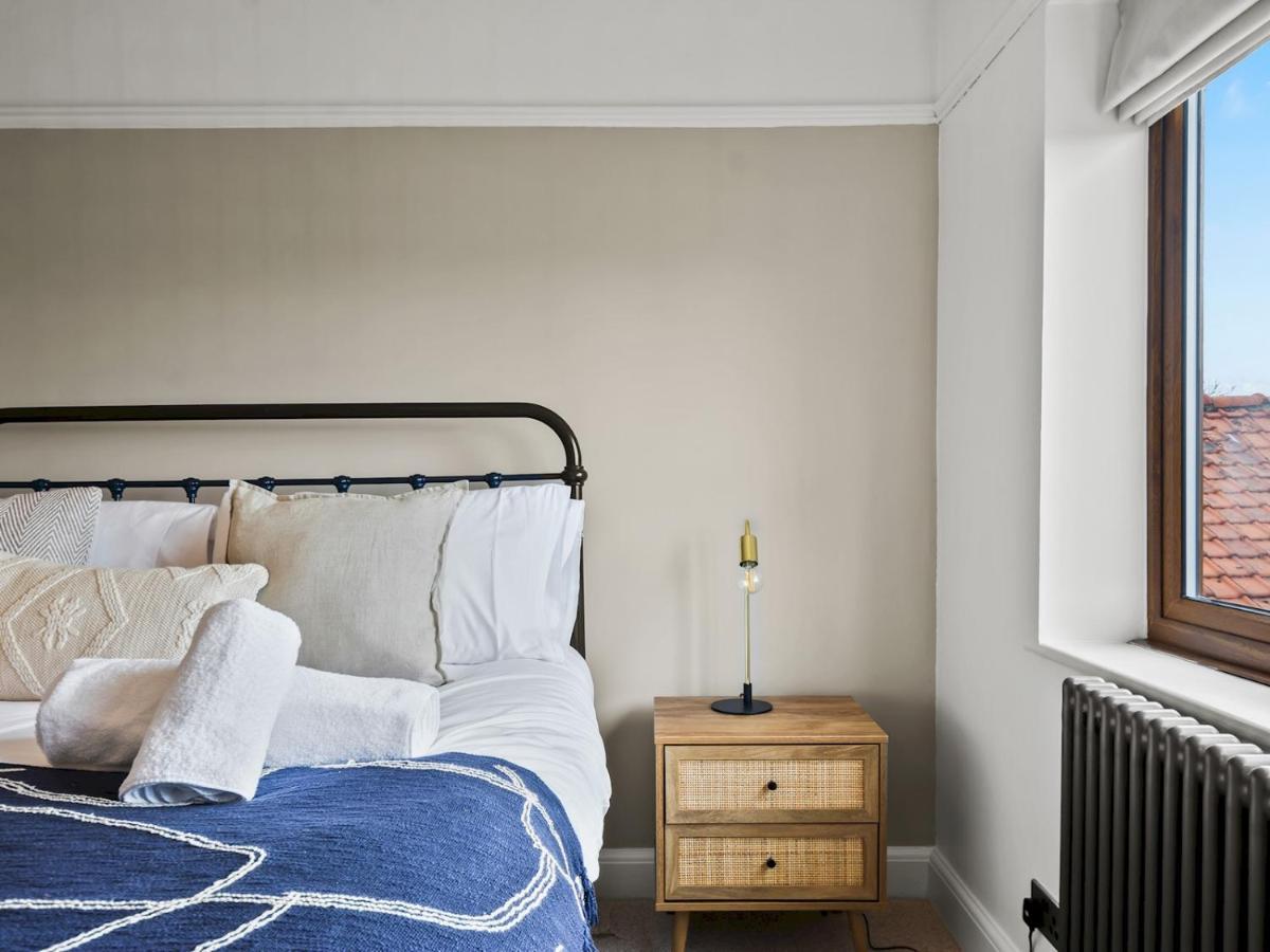 Pass The Keys Appletree Cottage - A Chic Seaside Home And Garden Whitstable Eksteriør billede