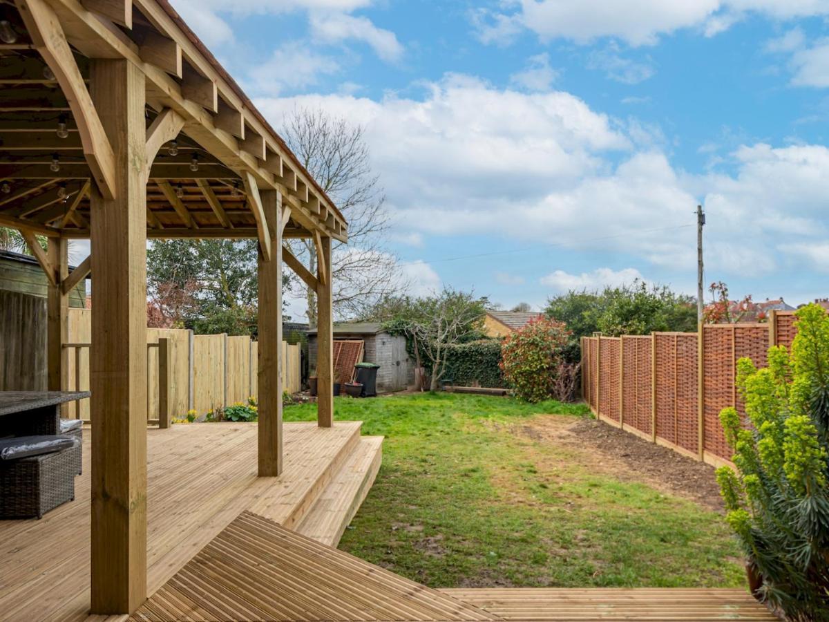 Pass The Keys Appletree Cottage - A Chic Seaside Home And Garden Whitstable Eksteriør billede