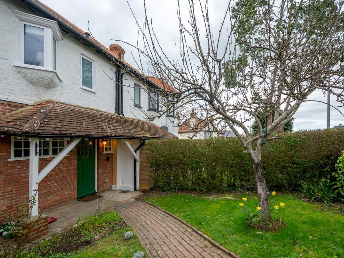 Pass The Keys Appletree Cottage - A Chic Seaside Home And Garden Whitstable Eksteriør billede